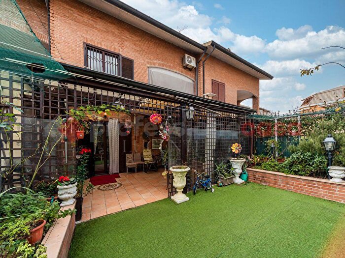 Casa quadrilocale in vendita in Via Galvani, Muggiò