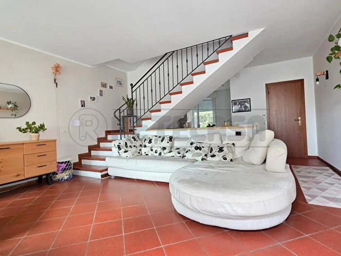 Casa con 7 locali in vendita in Valdagno
