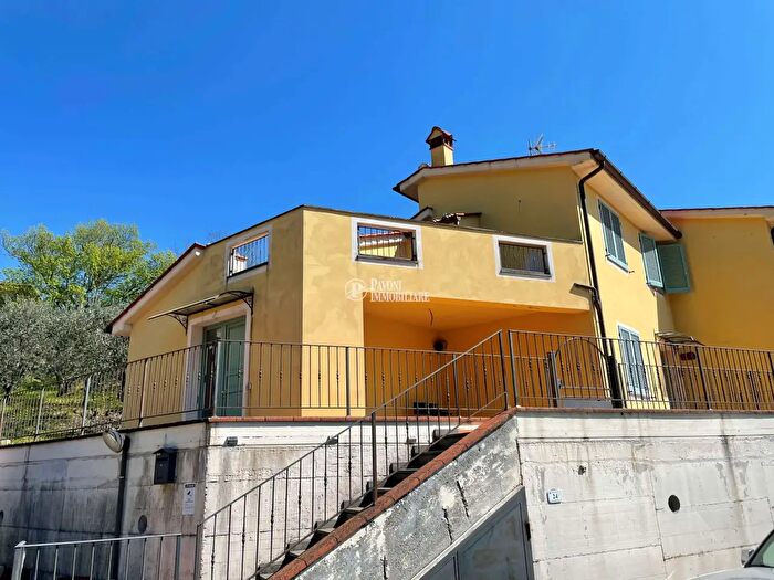 Casa quadrilocale in vendita in Via Villa di Baggio, Pistoia
