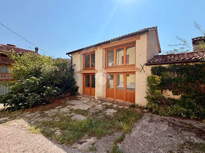 Appartamento trilocale in vendita in Via Tobero, Vittorio Veneto