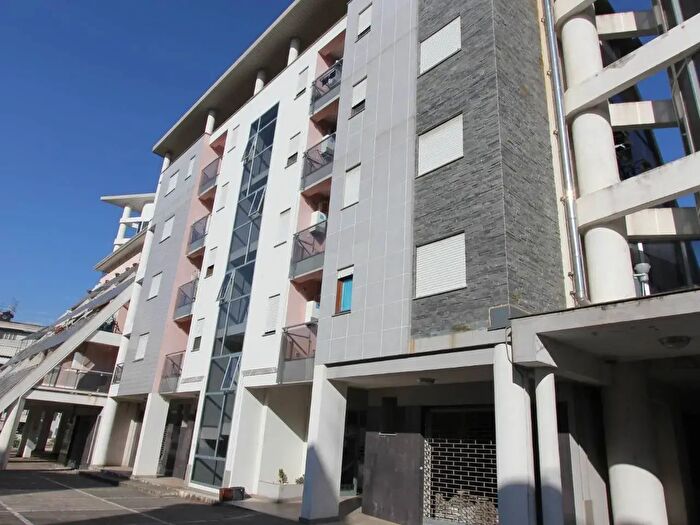 Appartamento trilocale in affitto in Via Piersanti Mattarella Sv, Cosenza