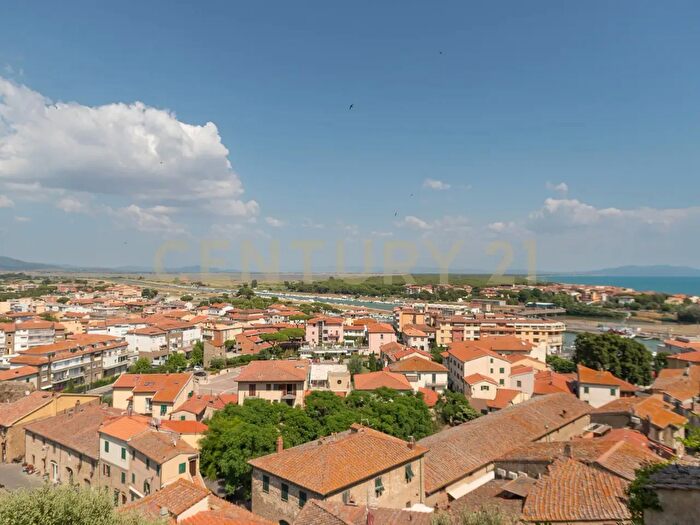 Appartamento con 7 locali in vendita in Via Amore, Castiglione Della Pescaia