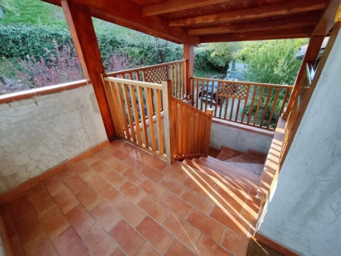 Casa con 12 locali in affitto in Citta Di Castello