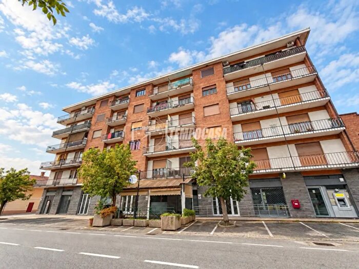 Appartamento trilocale in vendita in Viale XXV Luglio, San Giusto Canavese