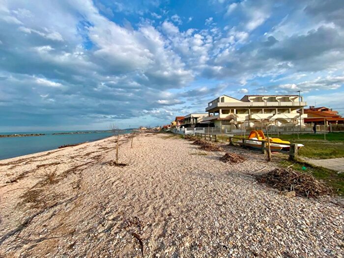 Appartamento bilocale in vendita in Indirizzo Via Garbino, Falconara Marittima