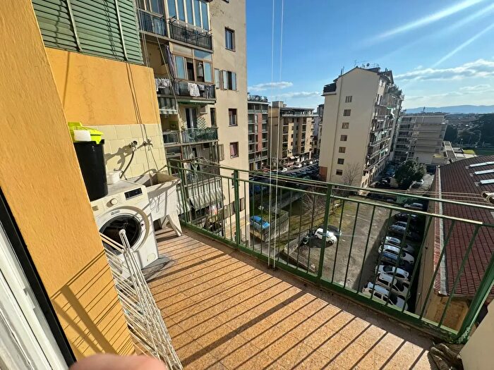 Appartamento quadrilocale in vendita in Viale Francesco Redi, Firenze