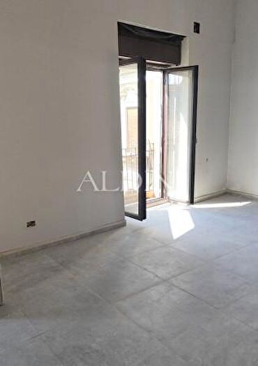 Appartamento trilocale in vendita in Via Pozzo Mulino, Catania