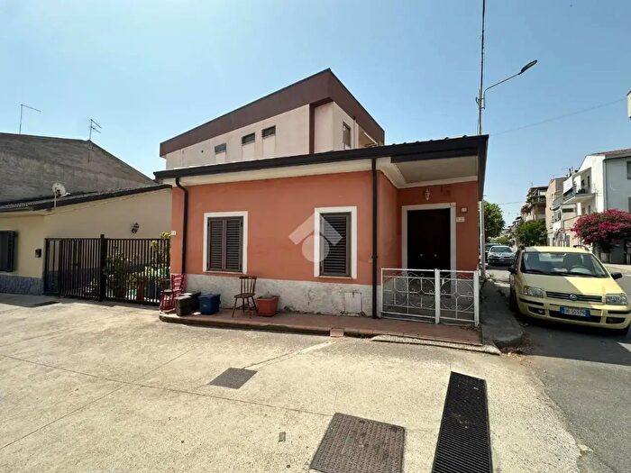 Casa trilocale in vendita in Via dei Gladioli, Villapiana