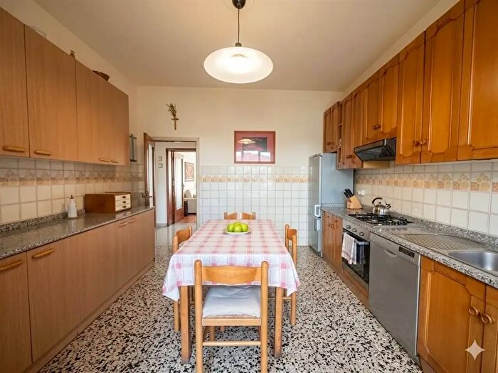 Appartamento quadrilocale in vendita in Arezzo