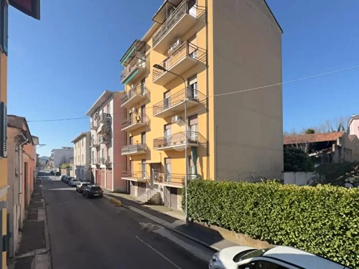 Appartamento trilocale in vendita in Via Giuseppe Garibaldi, Stradella