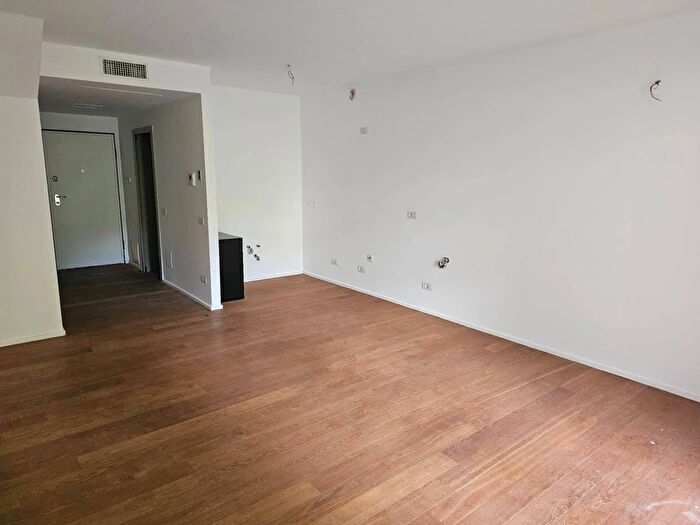 Appartamento trilocale in vendita in Zona Quinto Genova, Genova