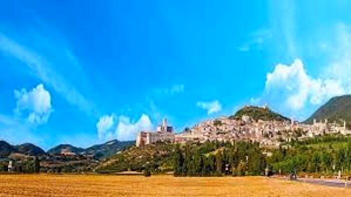 Casa con 5 locali in vendita in Via San Rufino, Assisi