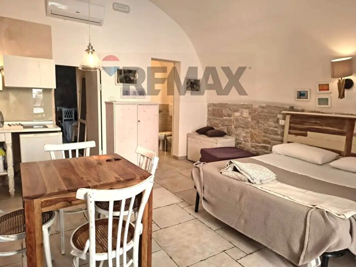 Appartamento bilocale in vendita in Via Pedaggio Santa Chiara, Trani