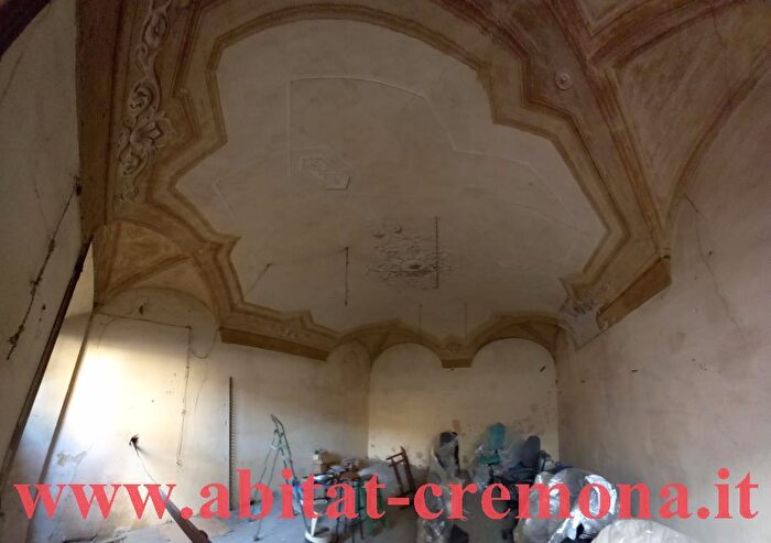 Appartamento bilocale in vendita in Corso Garibaldi, Cremona