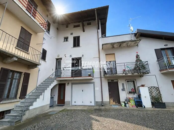 Casa trilocale in vendita in Viale della Rimembranza, Villa Guardia