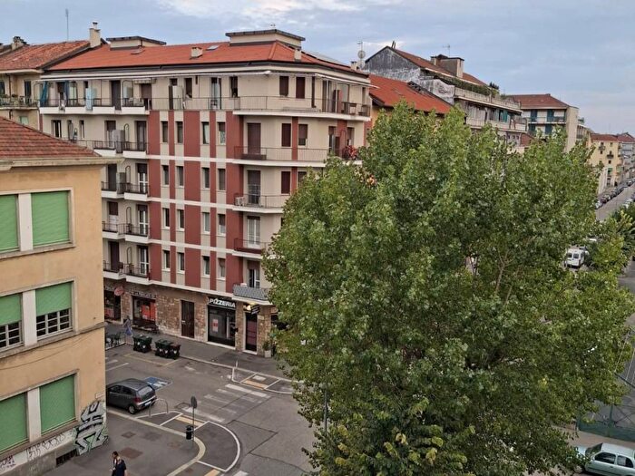 Appartamento quadrilocale in affitto in Via Finalmarina, Nizza Millefonti, Torino