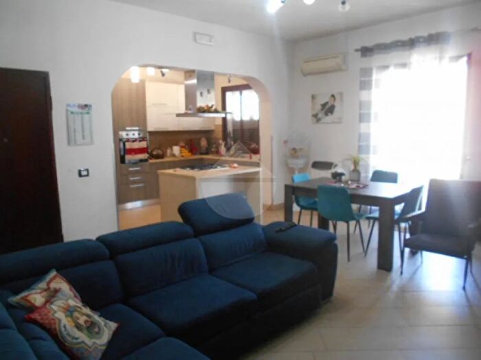 Appartamento con 6 locali in vendita in Castelvetrano