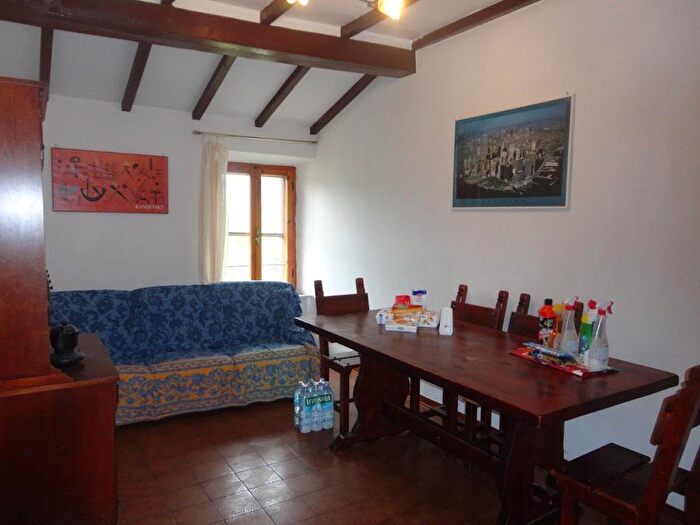 Appartamento quadrilocale in vendita in Asciano