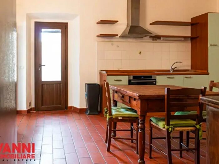 Appartamento con 5 locali in vendita in Via Aurelia Sud, Cecina