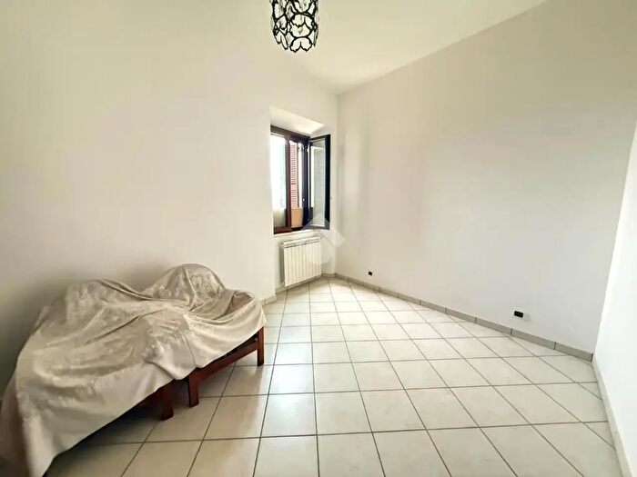 Appartamento trilocale in vendita in Via Pietra Rea, Sgurgola