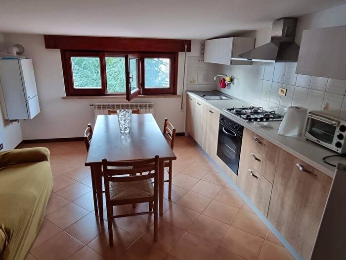 Appartamento trilocale in affitto in Via Antonio Quinzi, Santa Barbara San Sisto, LAquila