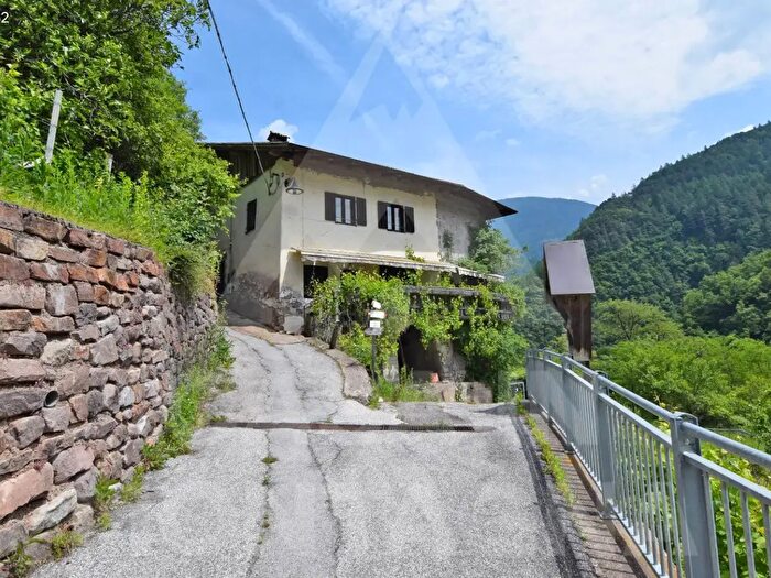 Casa quadrilocale in vendita in Altavalle