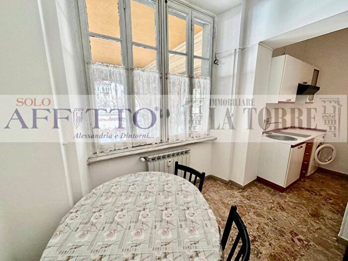 Appartamento bilocale in affitto in Piazza Giuseppe Garibaldi, Piazza Garibaldi, Alessandria