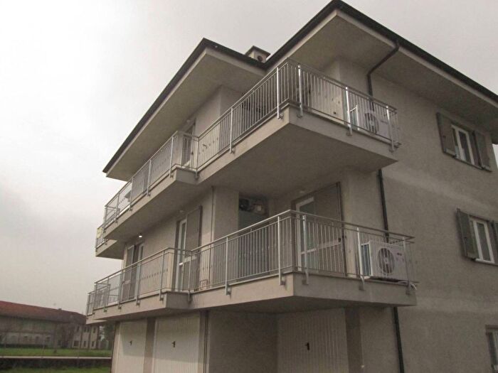 Appartamento bilocale in affitto in Via Frioland, Centro, Moretta