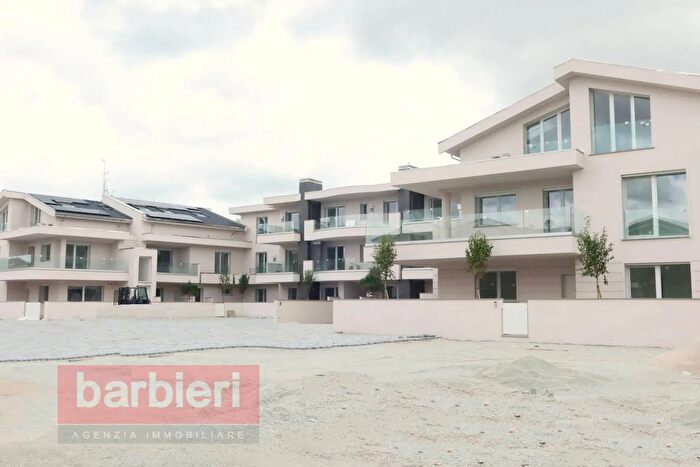 Appartamento quadrilocale in vendita in Giulio Natta, Cervia