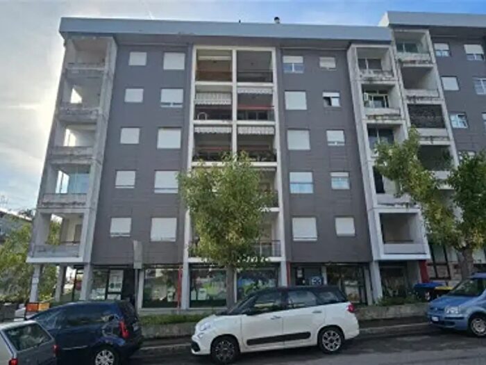 Appartamento con 6 locali in vendita in Lanciano