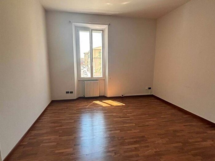 Appartamento con 5 locali in affitto in Piazza del Mercato Nuovo, Prato
