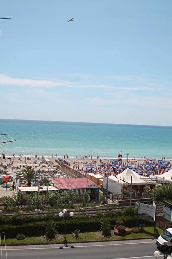 Appartamento bilocale in affitto in Borghetto Santo Spirito