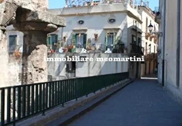Casa con 6 locali in vendita in Via Resalibera Siracusa Sr, Siracusa