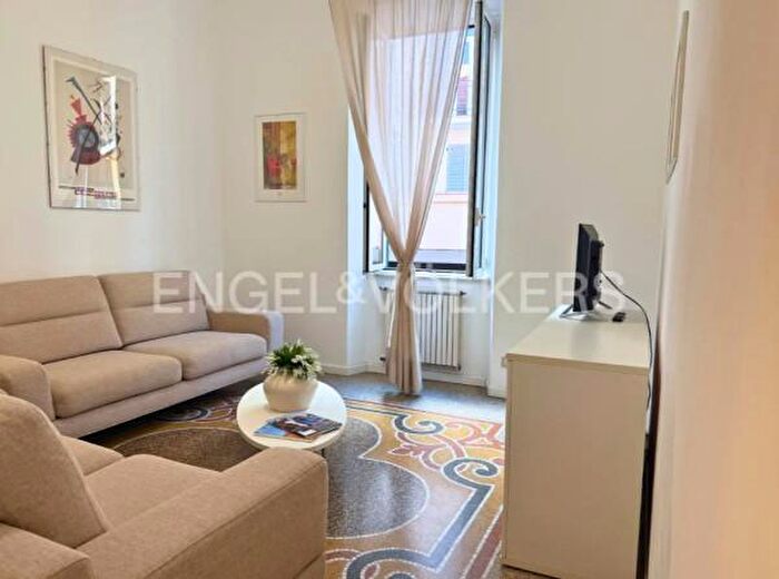 Appartamento trilocale in affitto in Via Alessandro Manzoni, Alassio