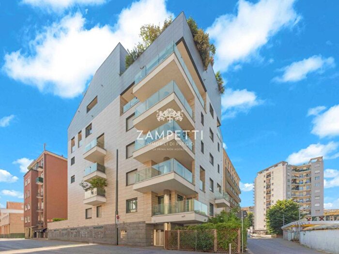 Appartamento bilocale in vendita in Via Fra' Luca Pacioli, Solari, Milano