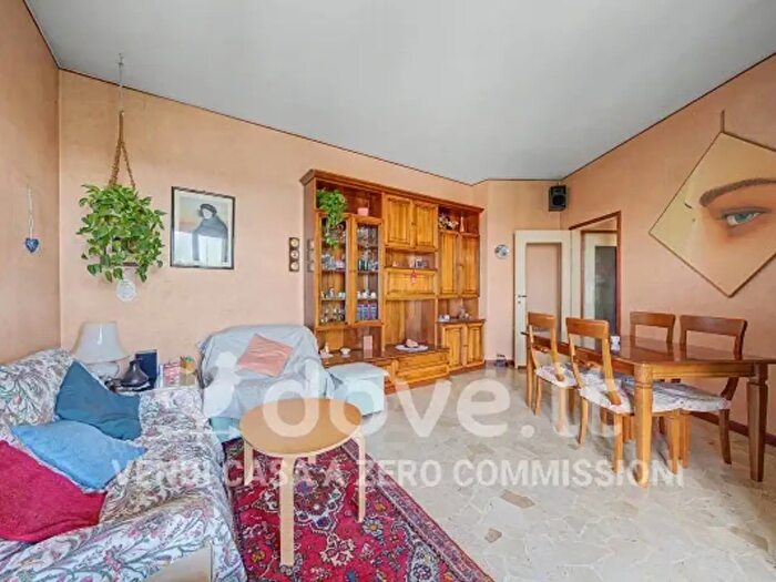 Appartamento trilocale in vendita in Via Roma, Segrate
