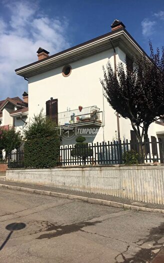 Appartamento in vendita in Carpineti