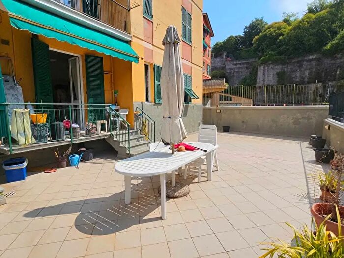 Appartamento quadrilocale in vendita in Via G B Larco, Santa Margherita Ligure