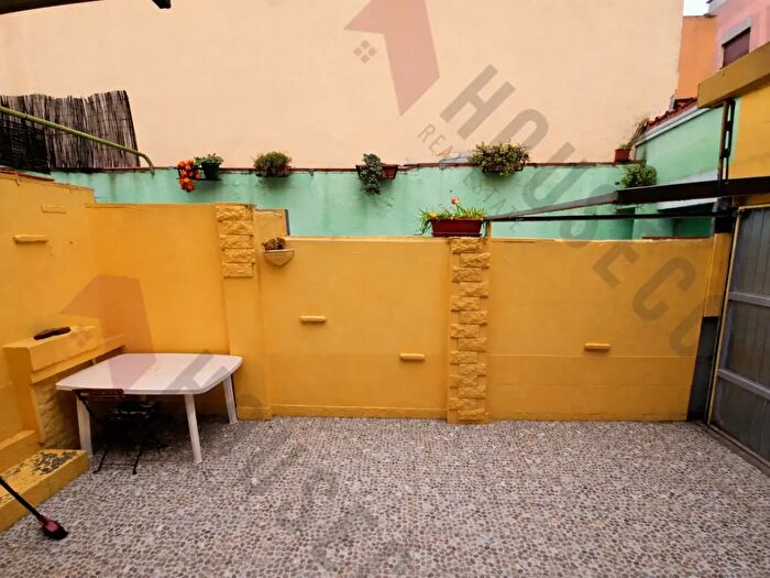 Casa con 6 locali in vendita in Via De Amicis Edmondo, Quartu SantElena