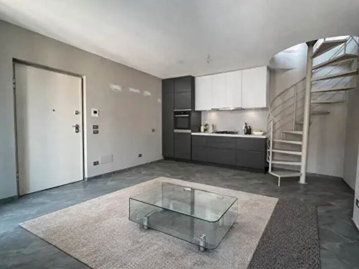 Appartamento trilocale in vendita in Via Paleologi, Casale Monferrato