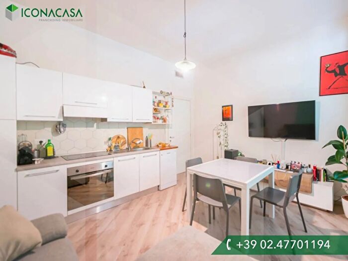 Appartamento bilocale in vendita in Via Melchiorre Delfico, Milano