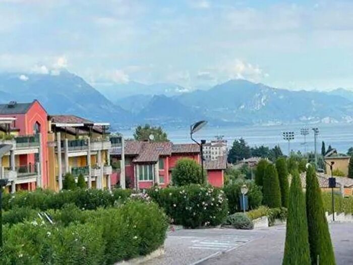 Appartamento bilocale in affitto in Via Comboni, Desenzano Del Garda