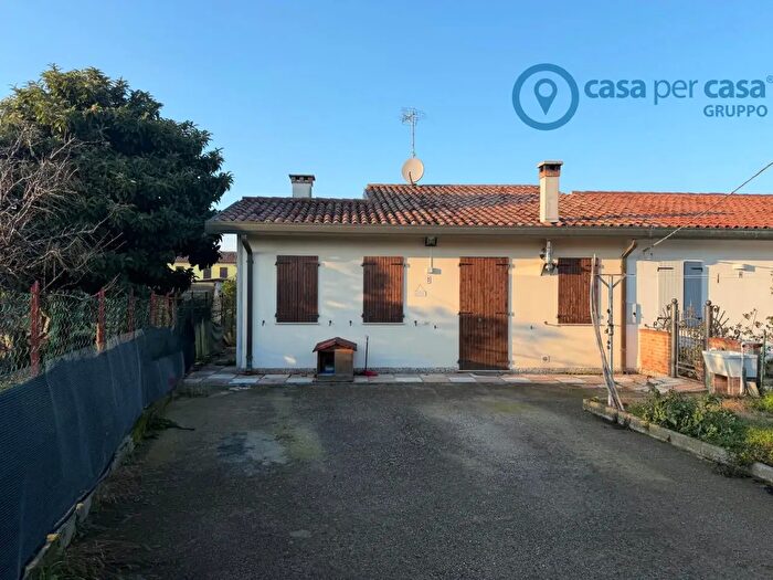 Casa trilocale in vendita in Anguillara Veneta