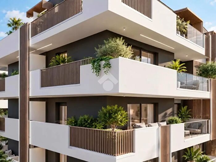 Appartamento quadrilocale in vendita in Via Nazionale, Roseto Degli Abruzzi
