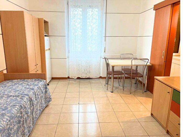 Appartamento monolocale in affitto in Via Cardinale Giuseppe Mezzofanti, Argonne Corsica, Milano