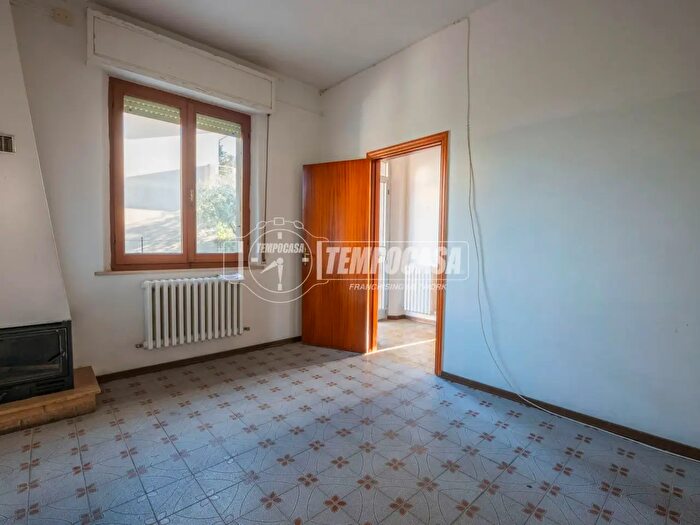 Appartamento quadrilocale in vendita in Via Aldo Moro, Montelupone