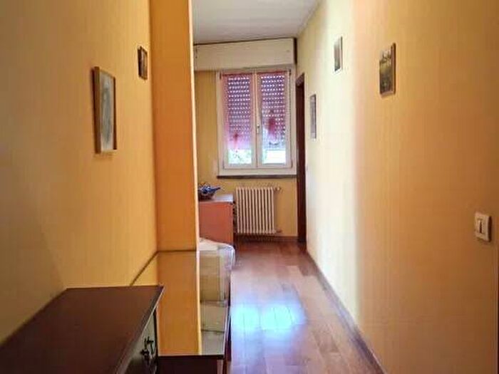 Appartamento bilocale in affitto in Via Crevacuore, Centro, Serravalle Sesia