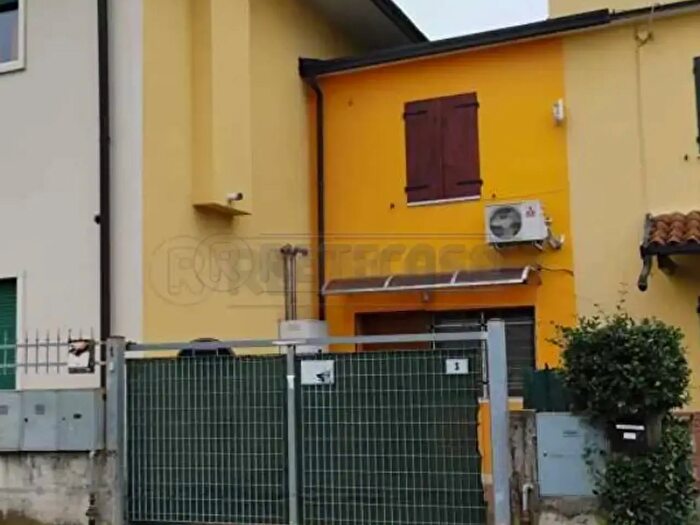 Appartamento trilocale in affitto in Via Vicenza, Sarego