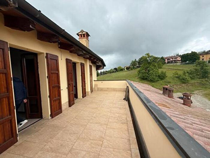 Appartamento quadrilocale in vendita in Via Maggio, Serramazzoni