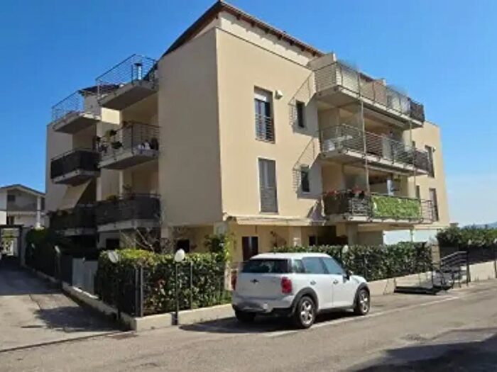 Appartamento trilocale in vendita in Via Sangro, Spoltore